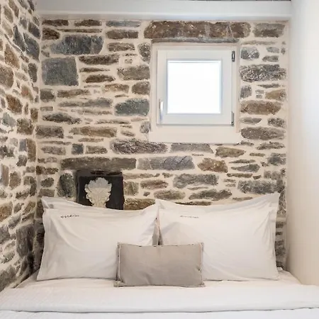 Eneos Villas/belvedere Villa *